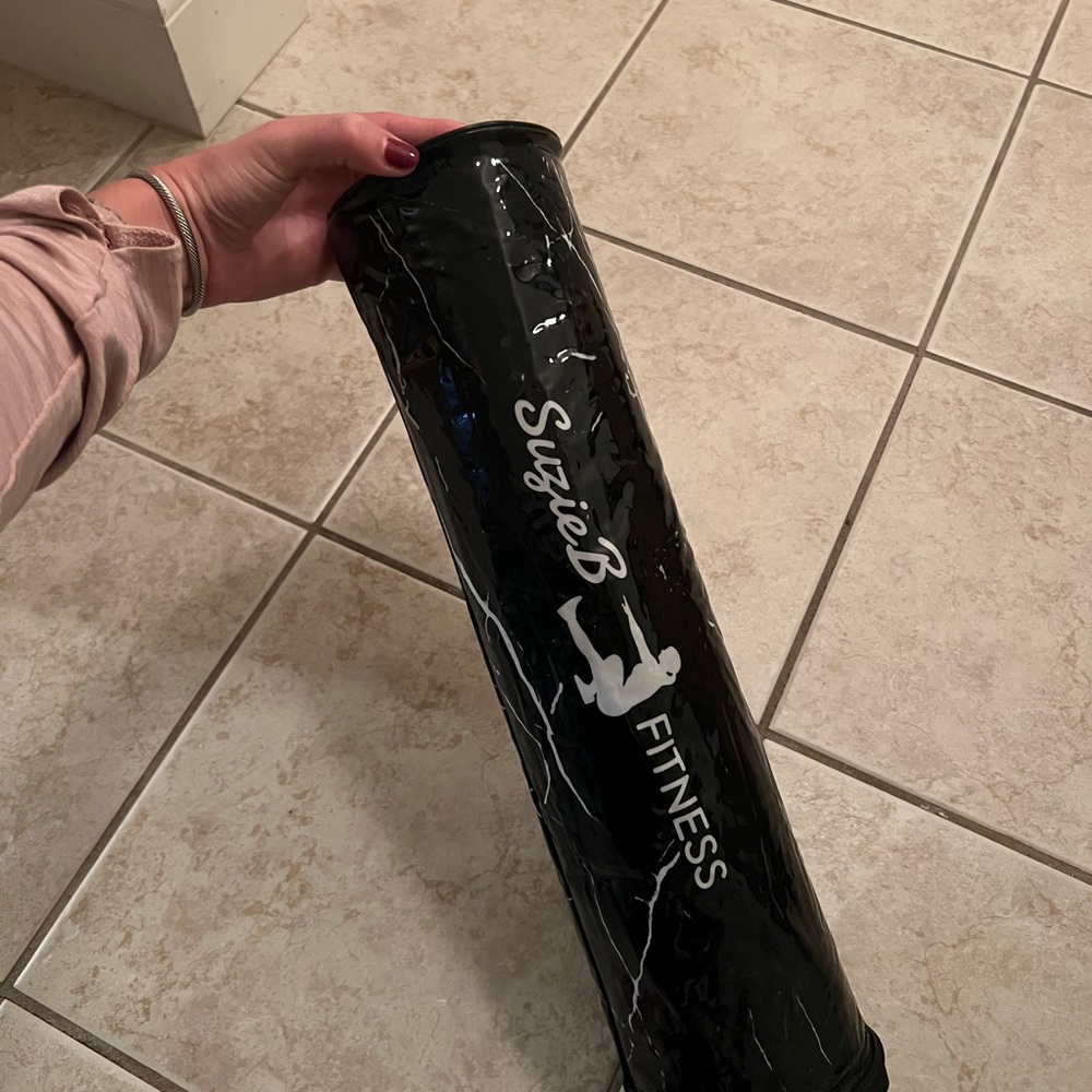 NWT SuzieB Bar Pad
